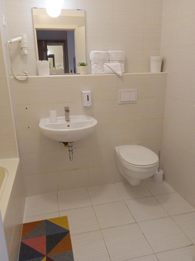 Mendez Lakas Apartamento Budapeste Exterior foto